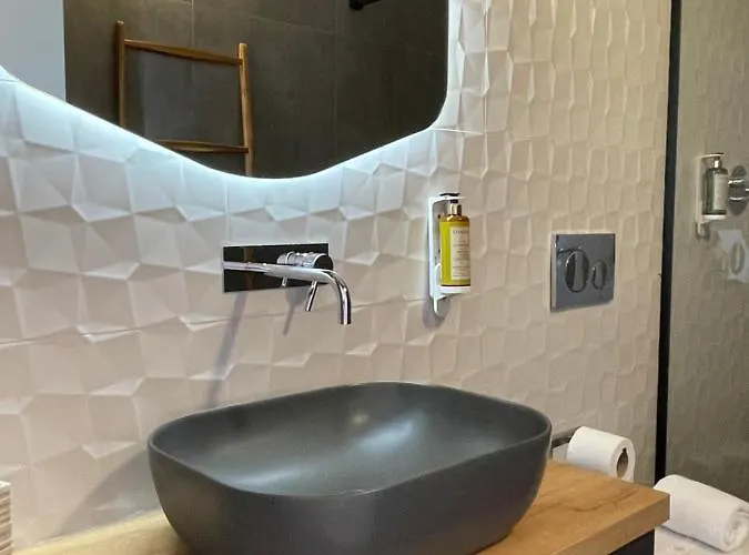 Kuanza Nature Experience, Faja Do Belo * Faja da Caldeira de Santo Cristo